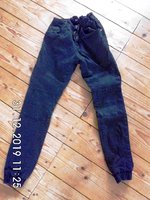 Jeans schwarz 1.jpg