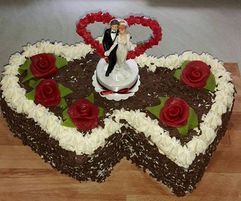 Hochzeitstorte.jpg