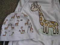 Giraffenstrampler+Mütze-1.jpg
