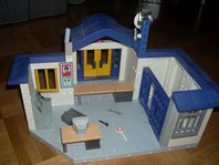 playmobil2.jpg