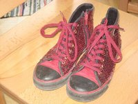 Chucks Gr. 33 vorne.jpg