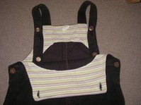 Latzhose Öko 98-104 Detail.jpg