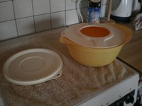 TUPPERSCHÜSSEL2.jpg