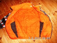 Jacke orange 2.jpg