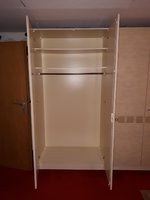 kleiderschrank (2).JPG