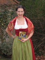 dirndl.jpg